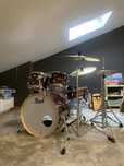 Bateria Pearl pratos Sabian em bom estado