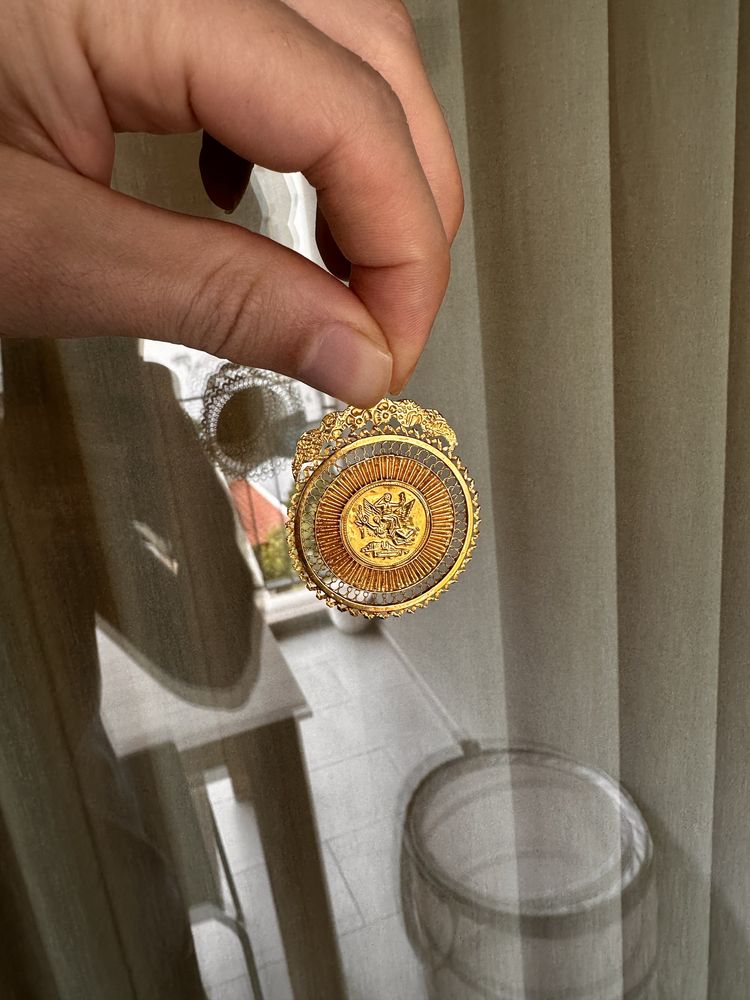 Medalhao 19.2 quilates ouro