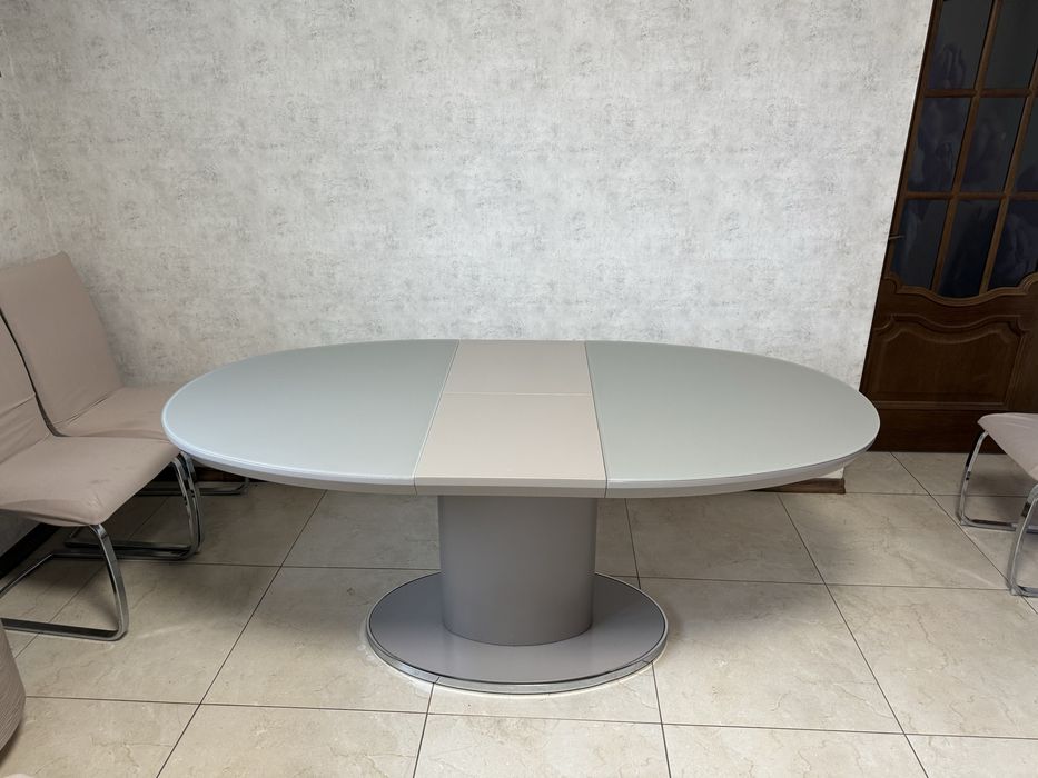Стіл обідній, матове скло