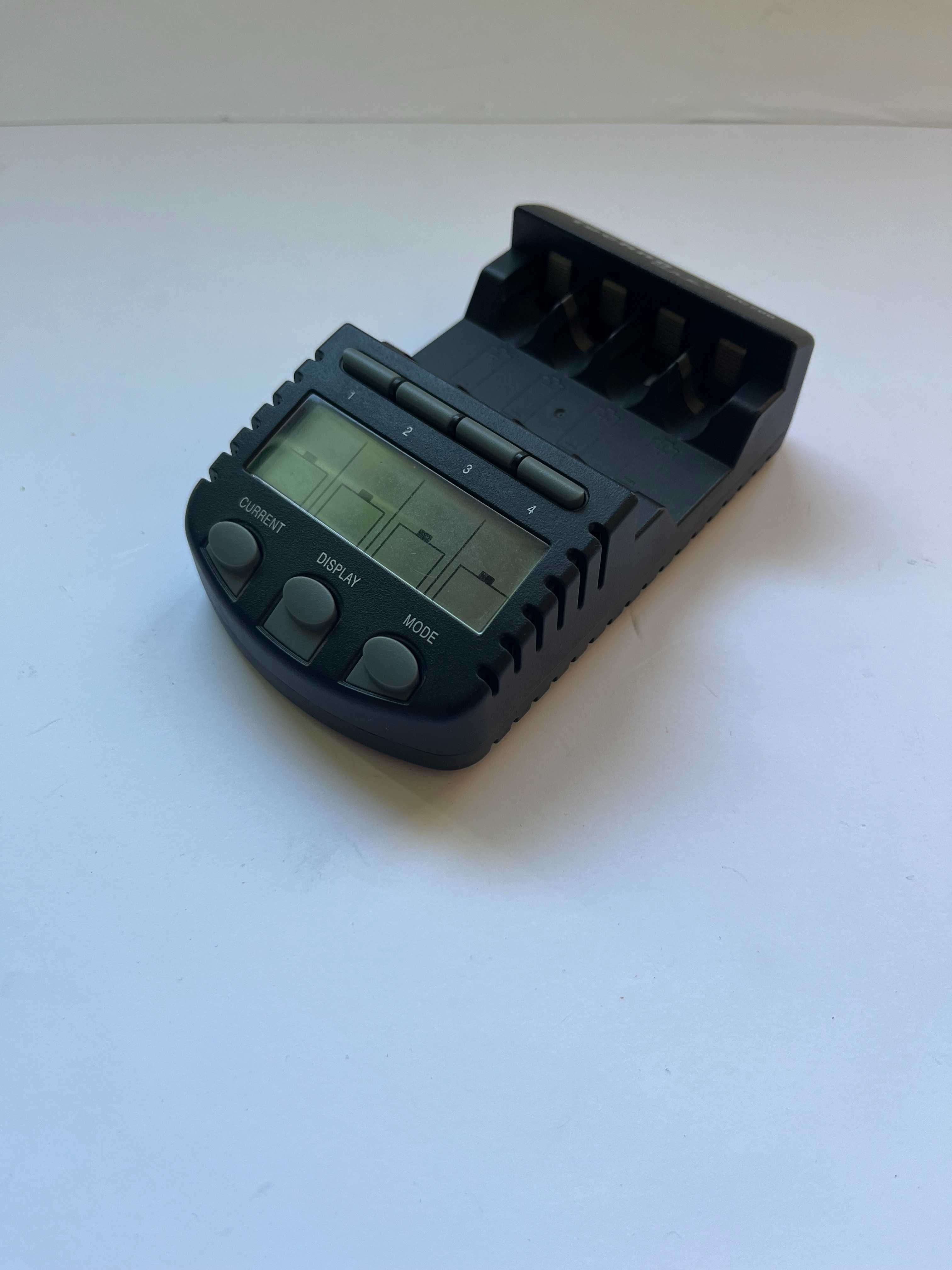 Mikroprocesorowa Ładowarka TECHNOLINE BC-700 model 3 V!
