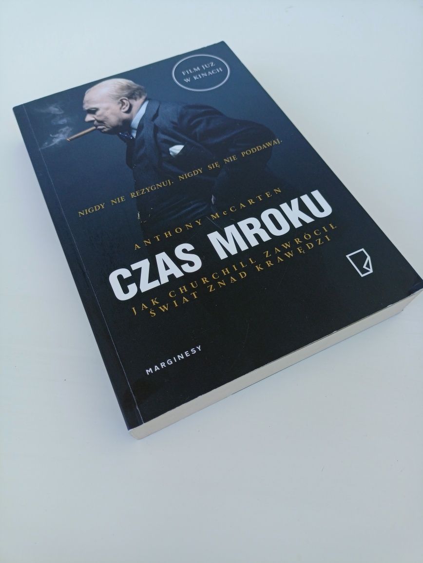 Czas mroku - A. McCarten