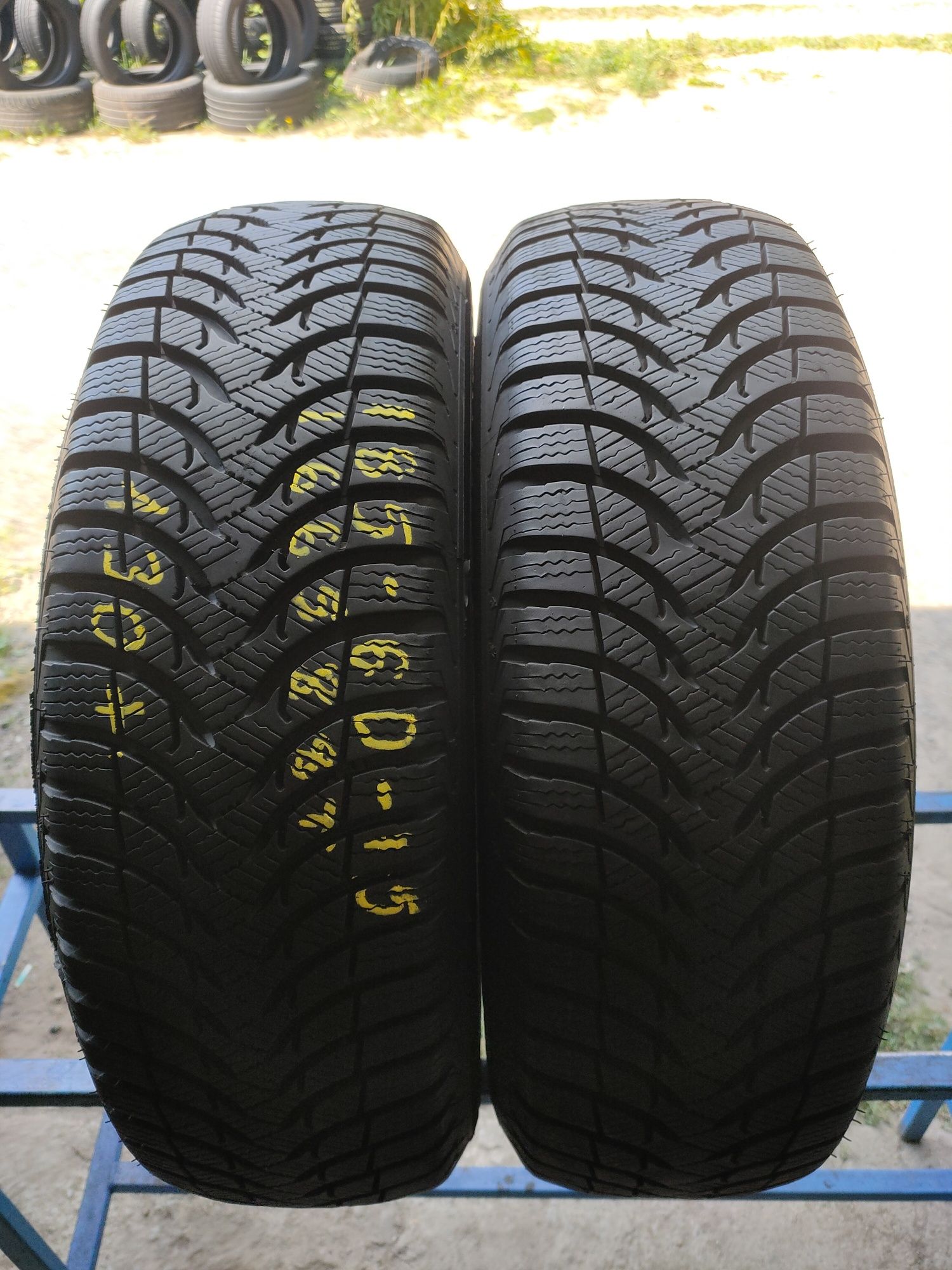 185/60r15 Michelin Alpin A4 z 2016r około 7mm