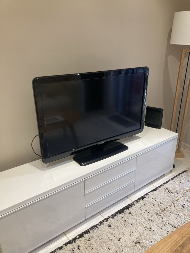 Tv Lcd Philips 42”