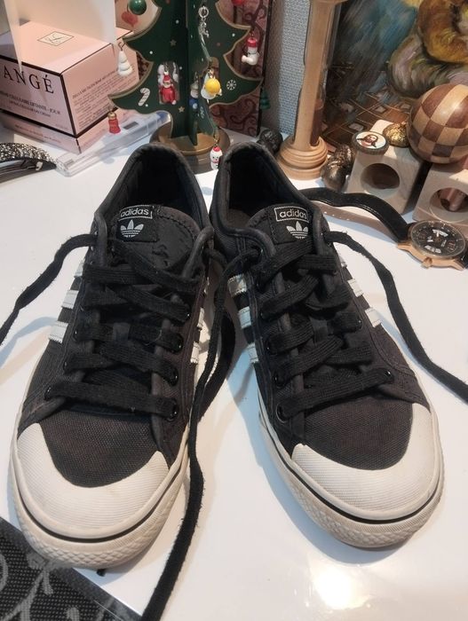 фірмові підліткові кеди Adidas