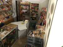 Sprzedam lokal handlowo-uslugowy w centrum handlowym Szembeka