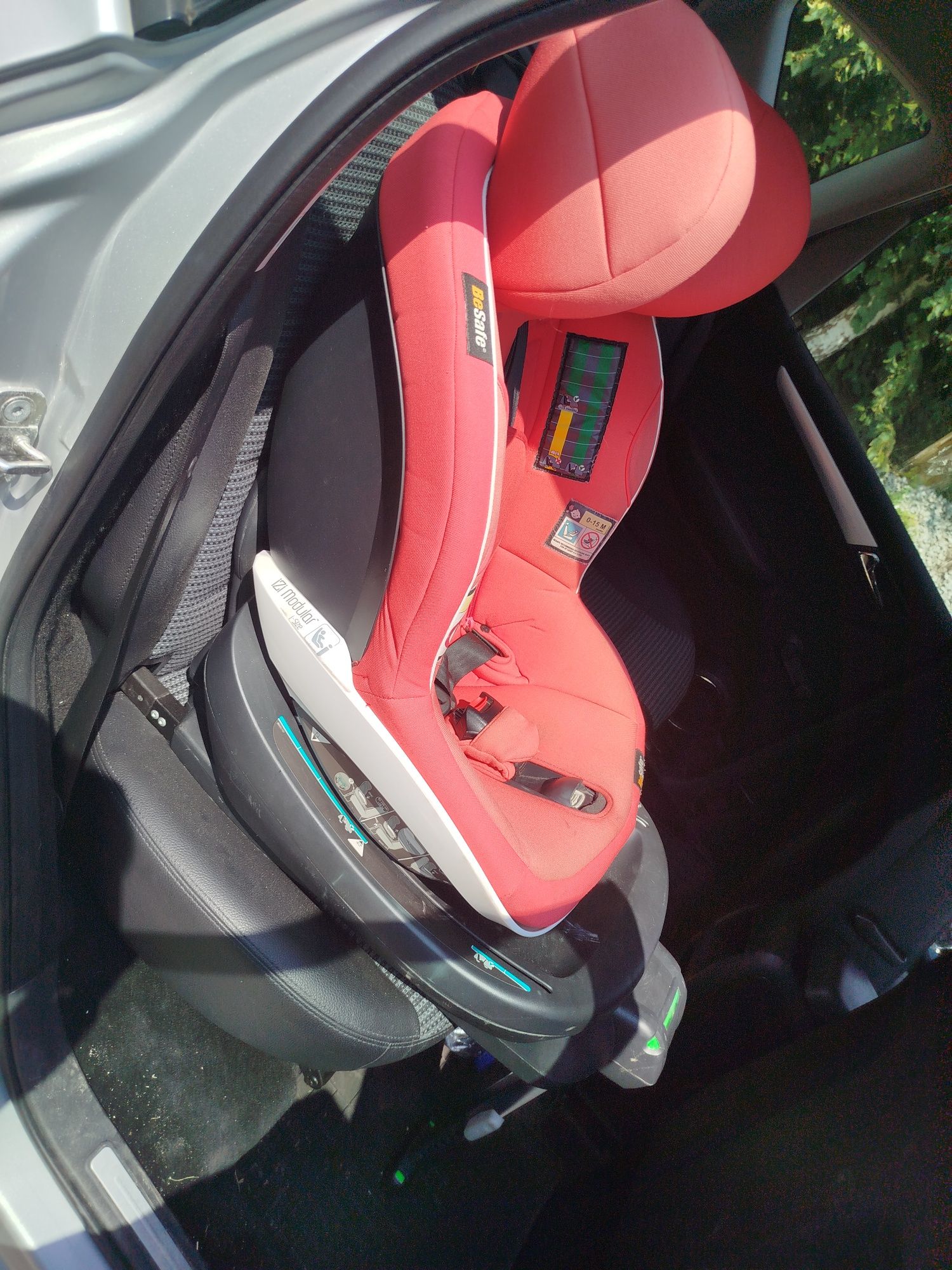 Fotelik Besafe izi go modular z bazą ISOFIX