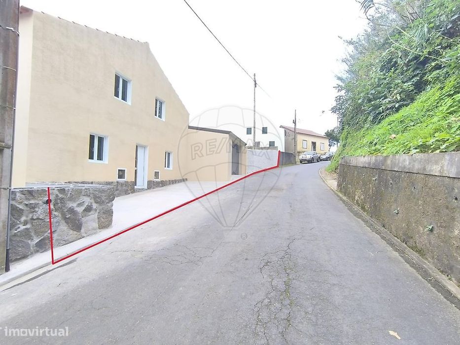 Moradia T2 para venda