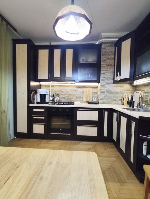 Продаж 2 кімнатної квартири на Ювілейному