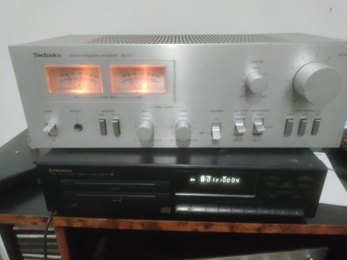 Amplificador technics su -z1