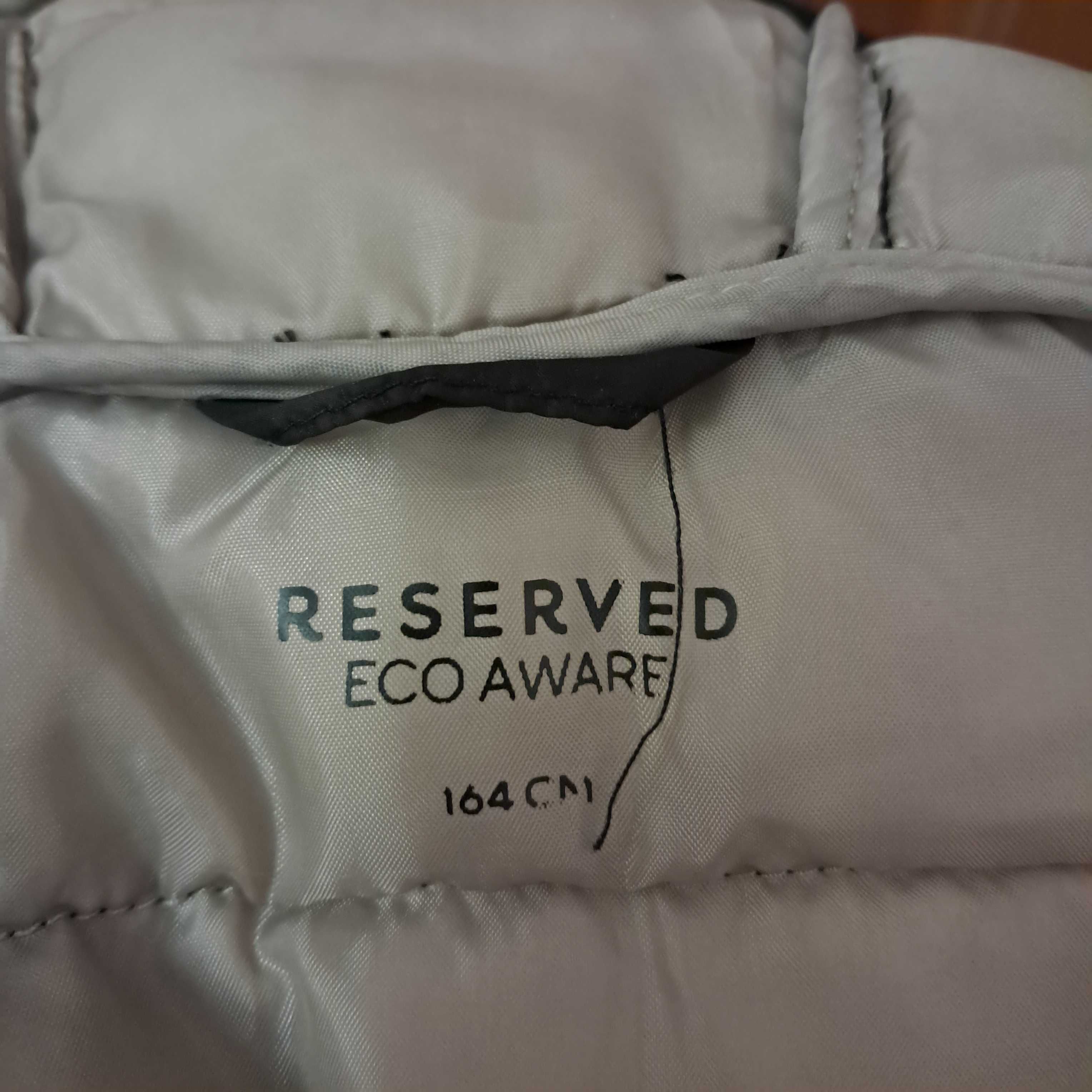 Продам куртка Reserved 164 для мальчика