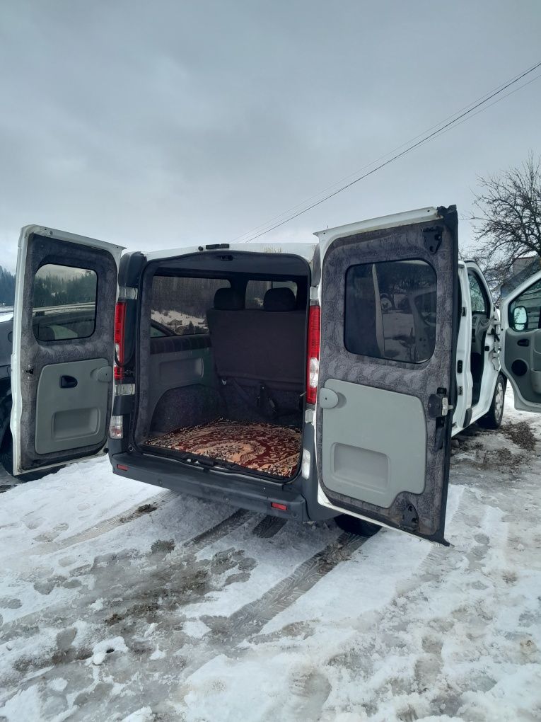 Таксі,екскурсії,  житло в Славську.