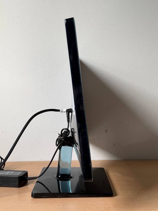 Монітор Samsung — 24”, Full HD, HDMI