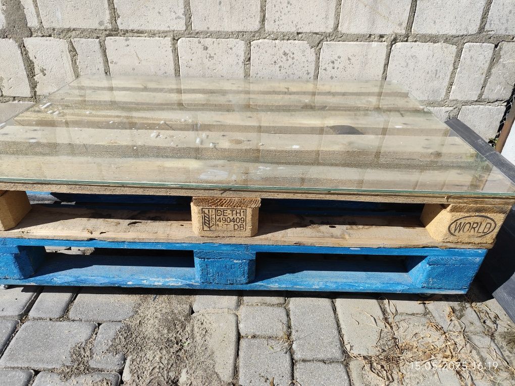Stół z szyba kanapa z palet Ikea długość 120 x 80 cm, szer 80 wys.78