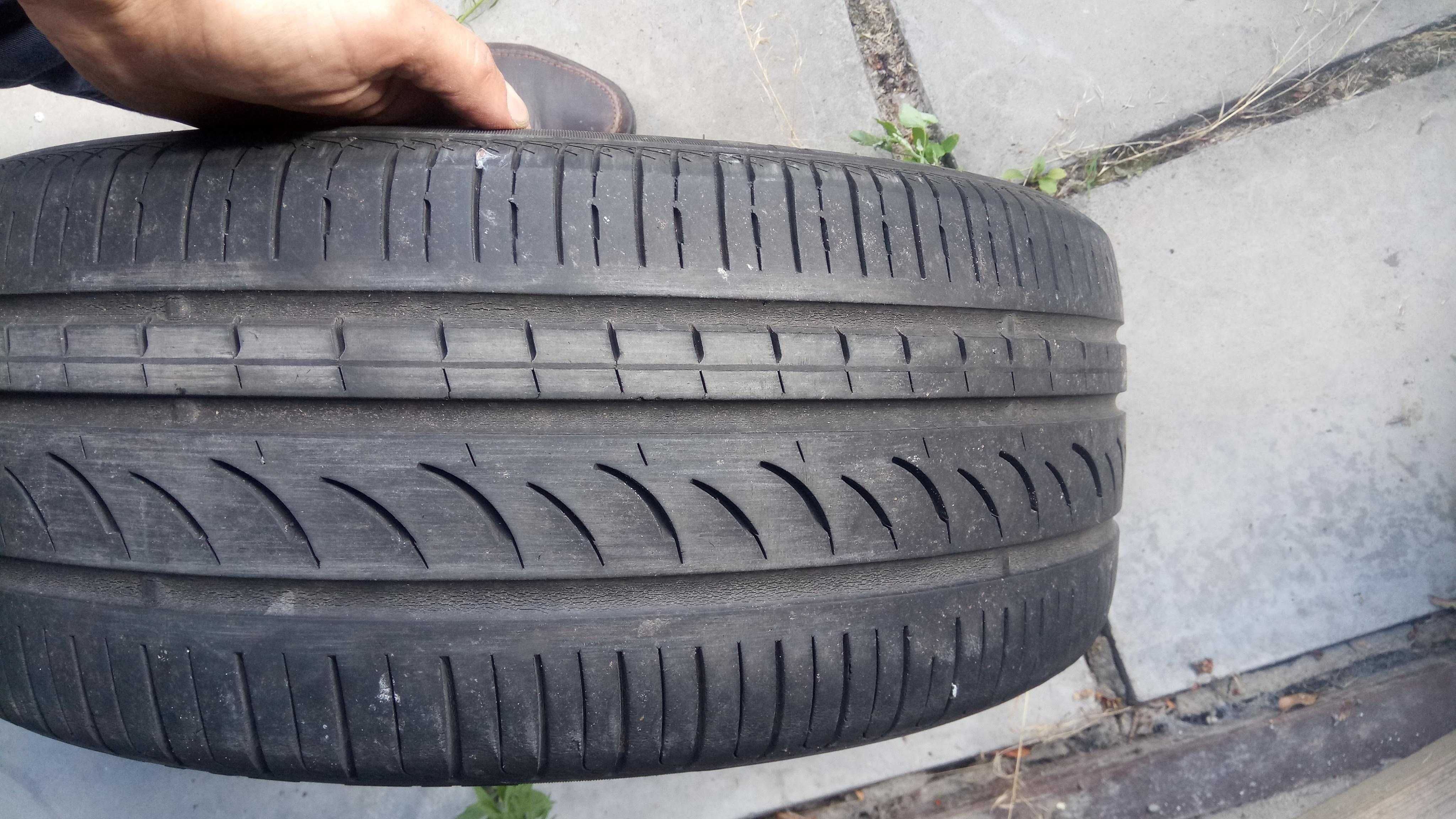 Шини б/у 215/45 R17 Pirelli Powergy 215/45 R17 91Y - 4шт Продам