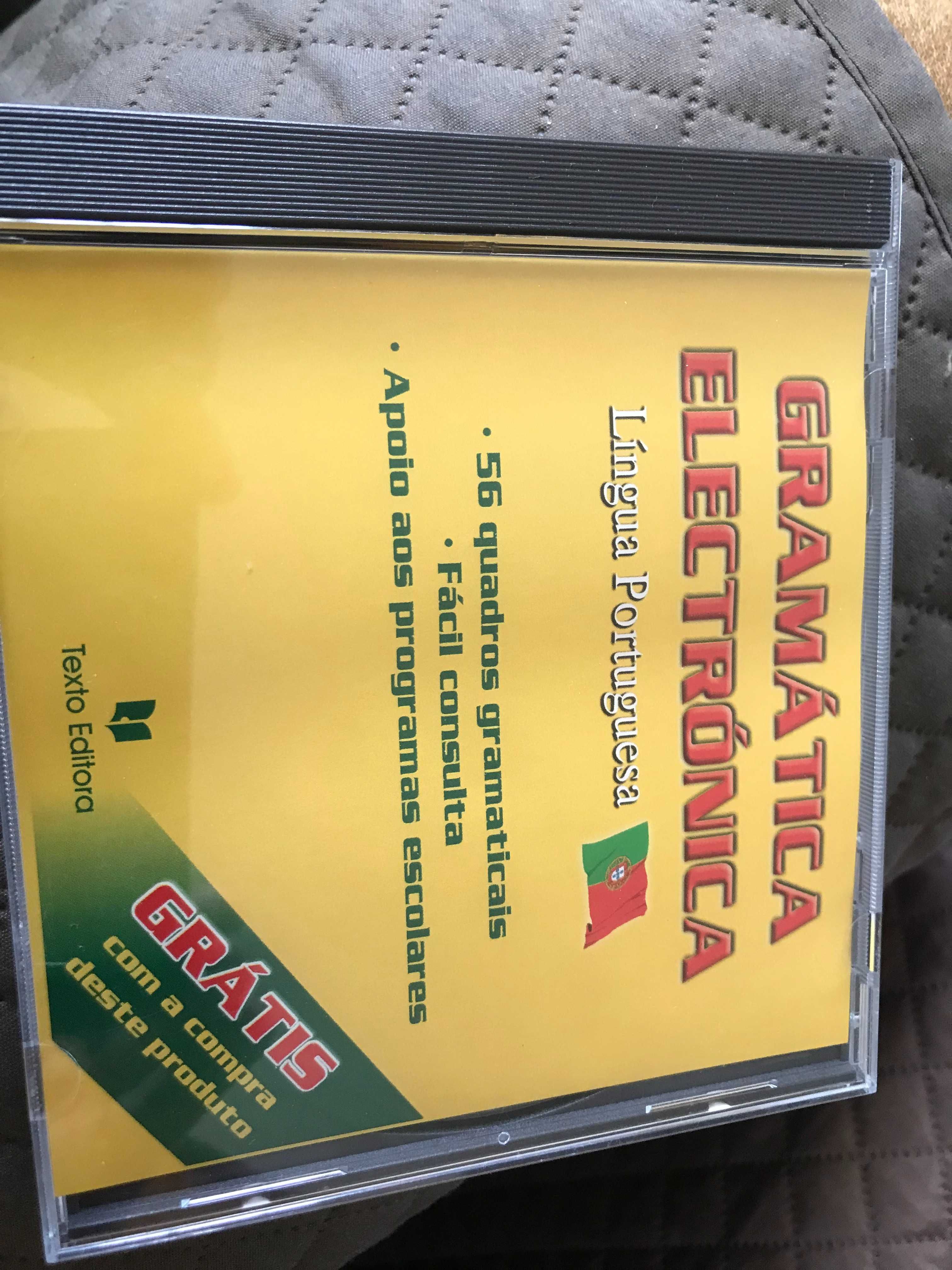 27 disquetes e 5 cds