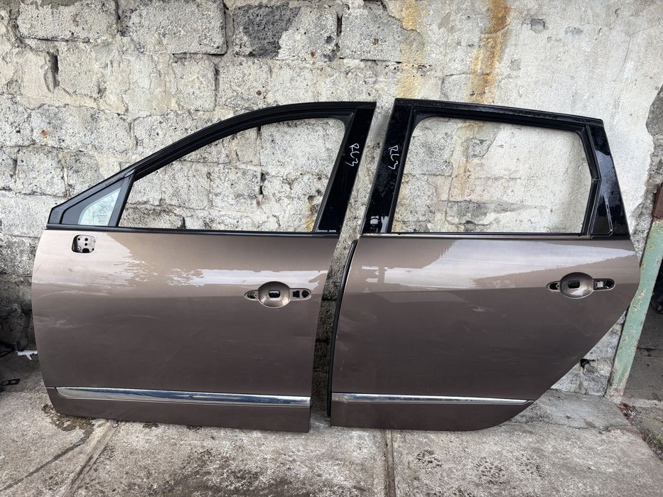 Двері Renault Scenic 3 Grand Scenic 3