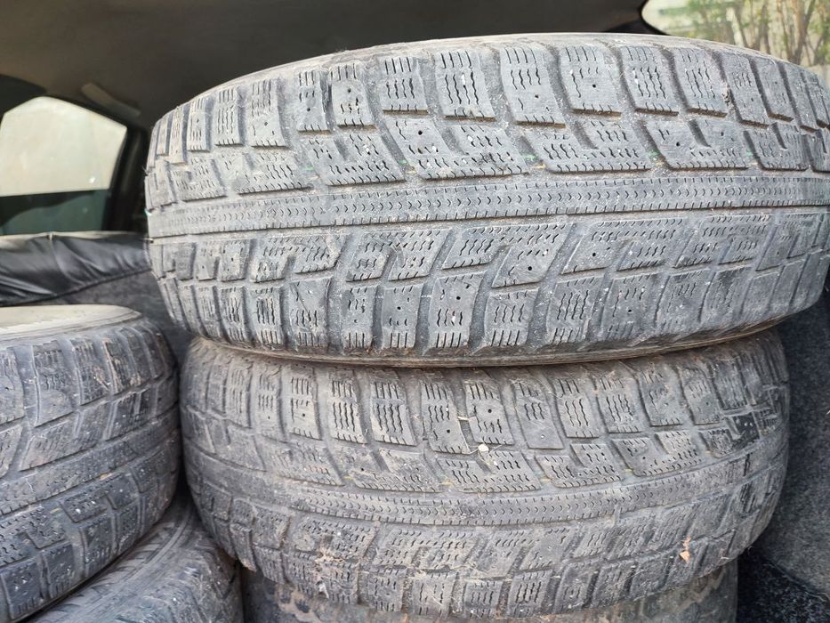Шини R15 Зима Kumho Izen KW22 
195/65R15