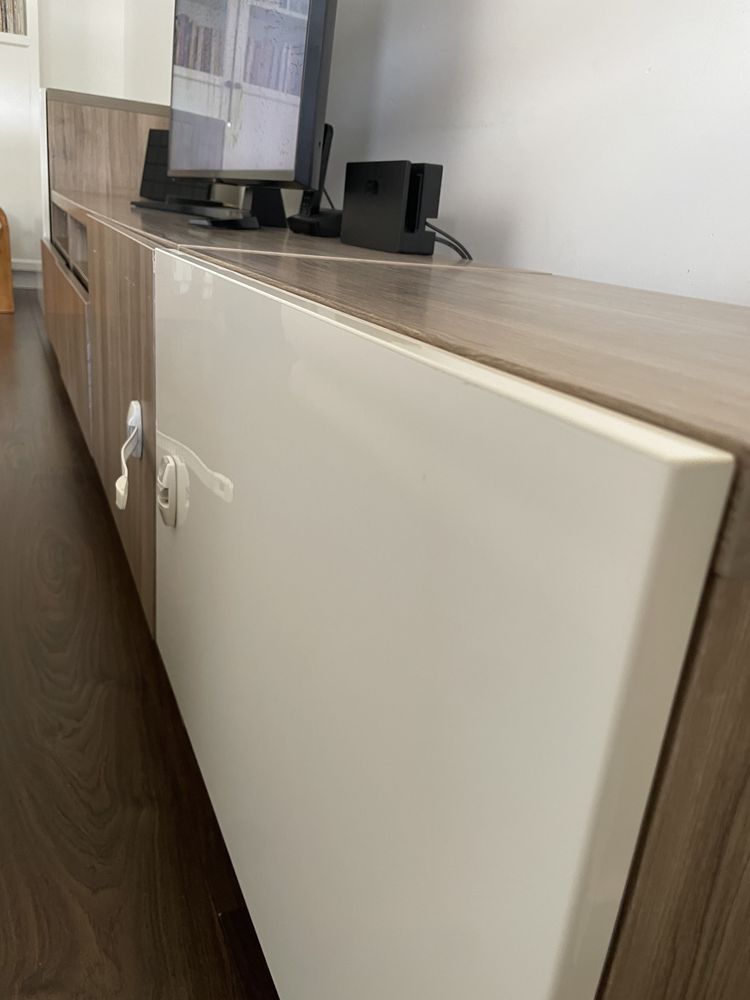 Movel Besta ikea - nogueira
