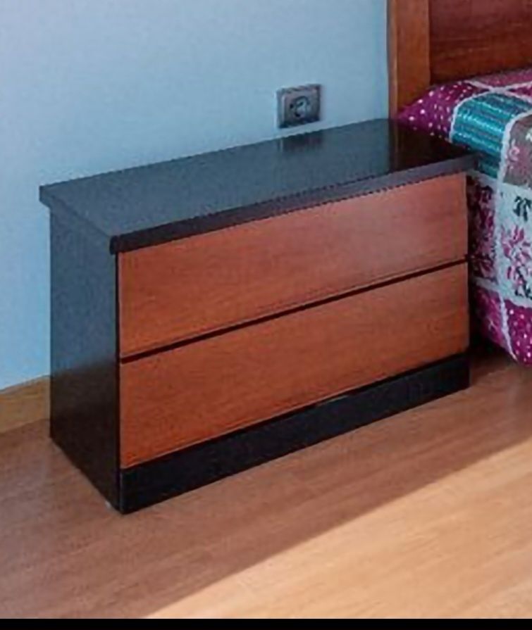 Cama de casal como nova