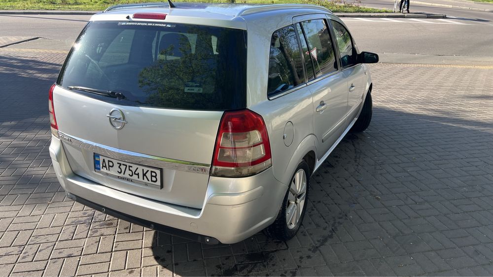 Продам Opel zafira