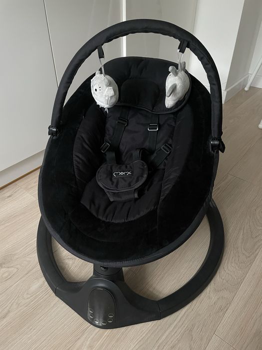 Leżaczek bujaczek elektryczny MoMi Kenani Onyx bluetooth