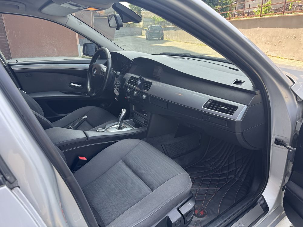 BMW E60 523i 2.5 бензин ( 190 к.с. )
