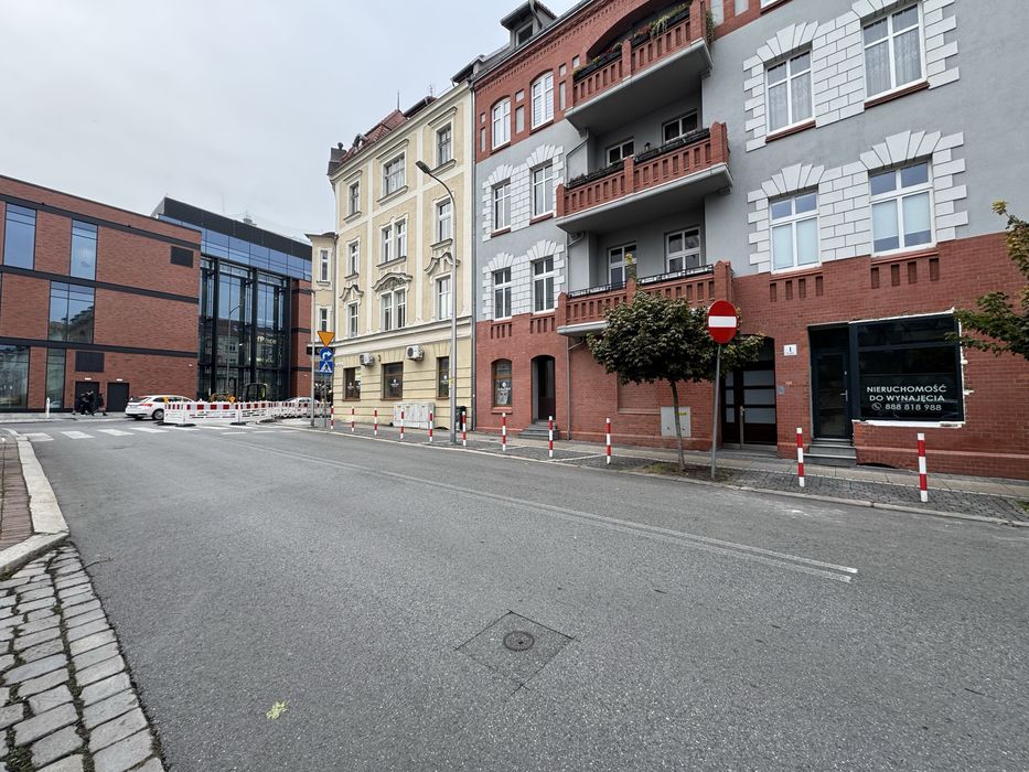 Lokal Centrum przy Solarisie Kośnego 1