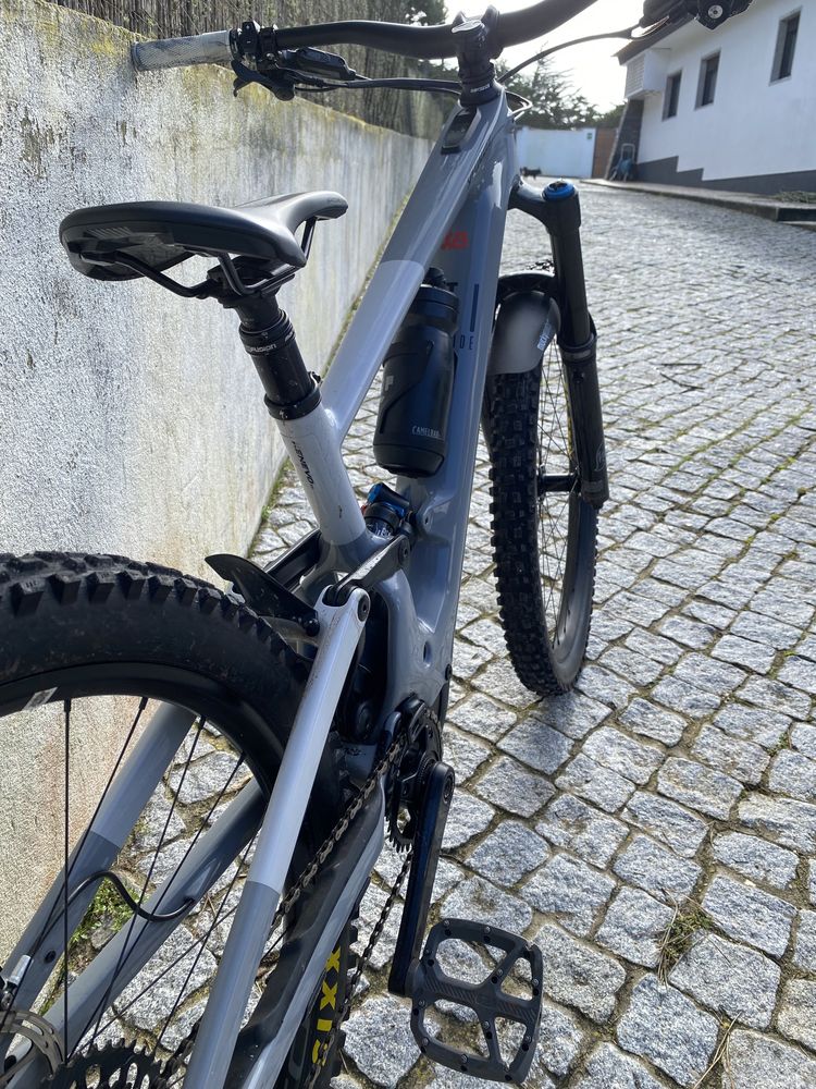 E-bike specialized knevo sl s2