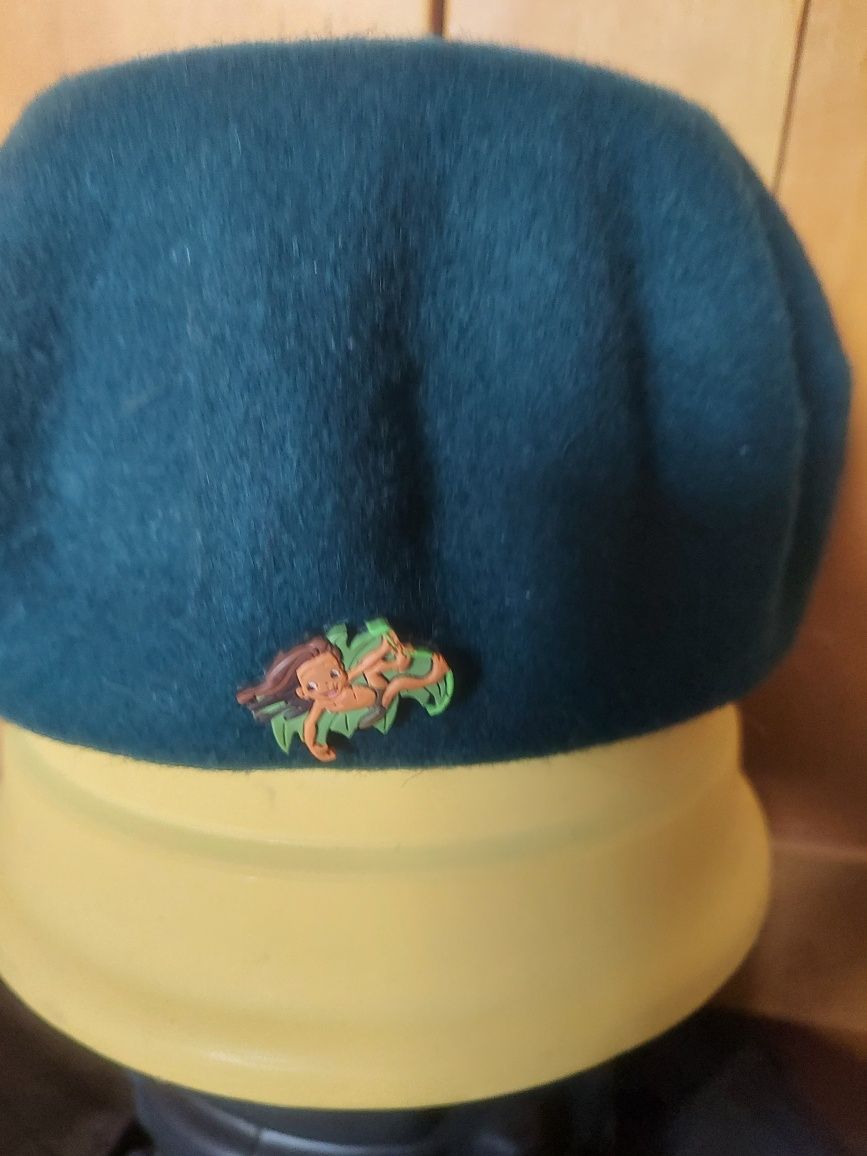 Nowy, stylowy beret dziecięcy zielen butelkowa wełna extra 100%