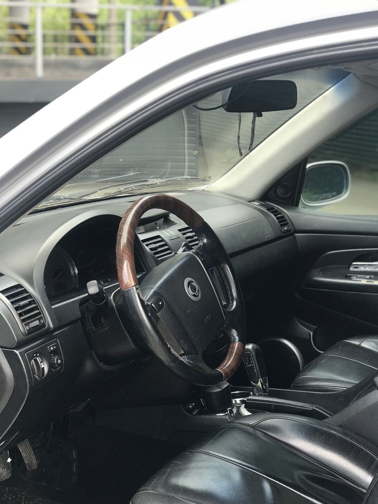 SsangYong Rexton, рестайлинг, 2.7 дизель автомат