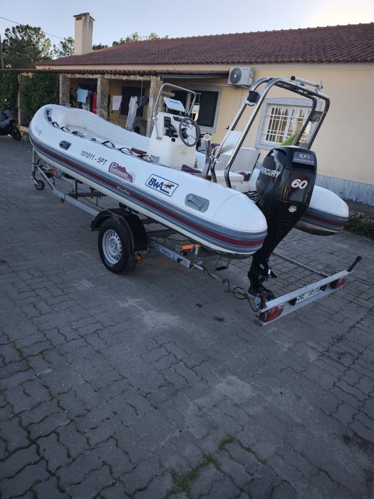 BWA 510 AMERICA, Semi-rigido Top.