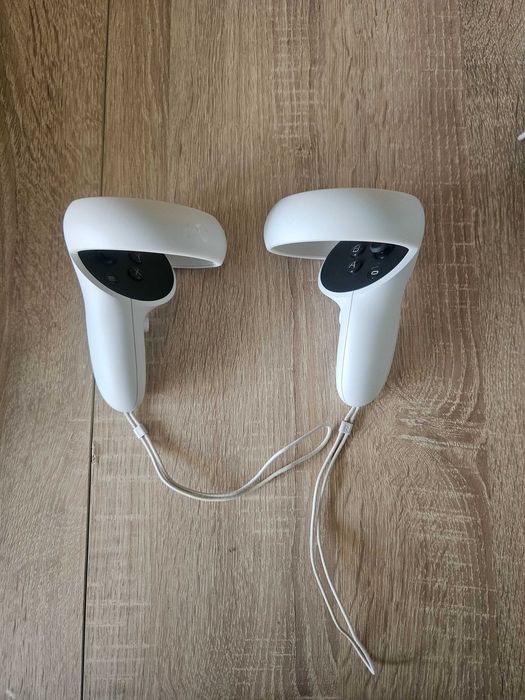 Oculus Quest 2 256GB + bateria + kabel + futerał