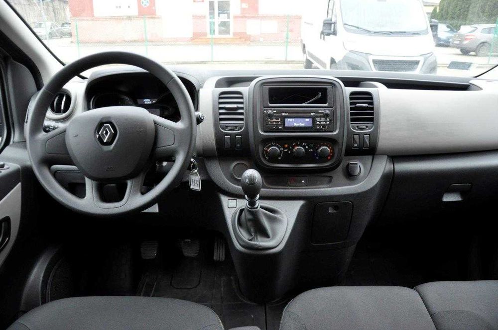 Renault Trafic, Wynajem długoterminowy, wypożyczalnia aut