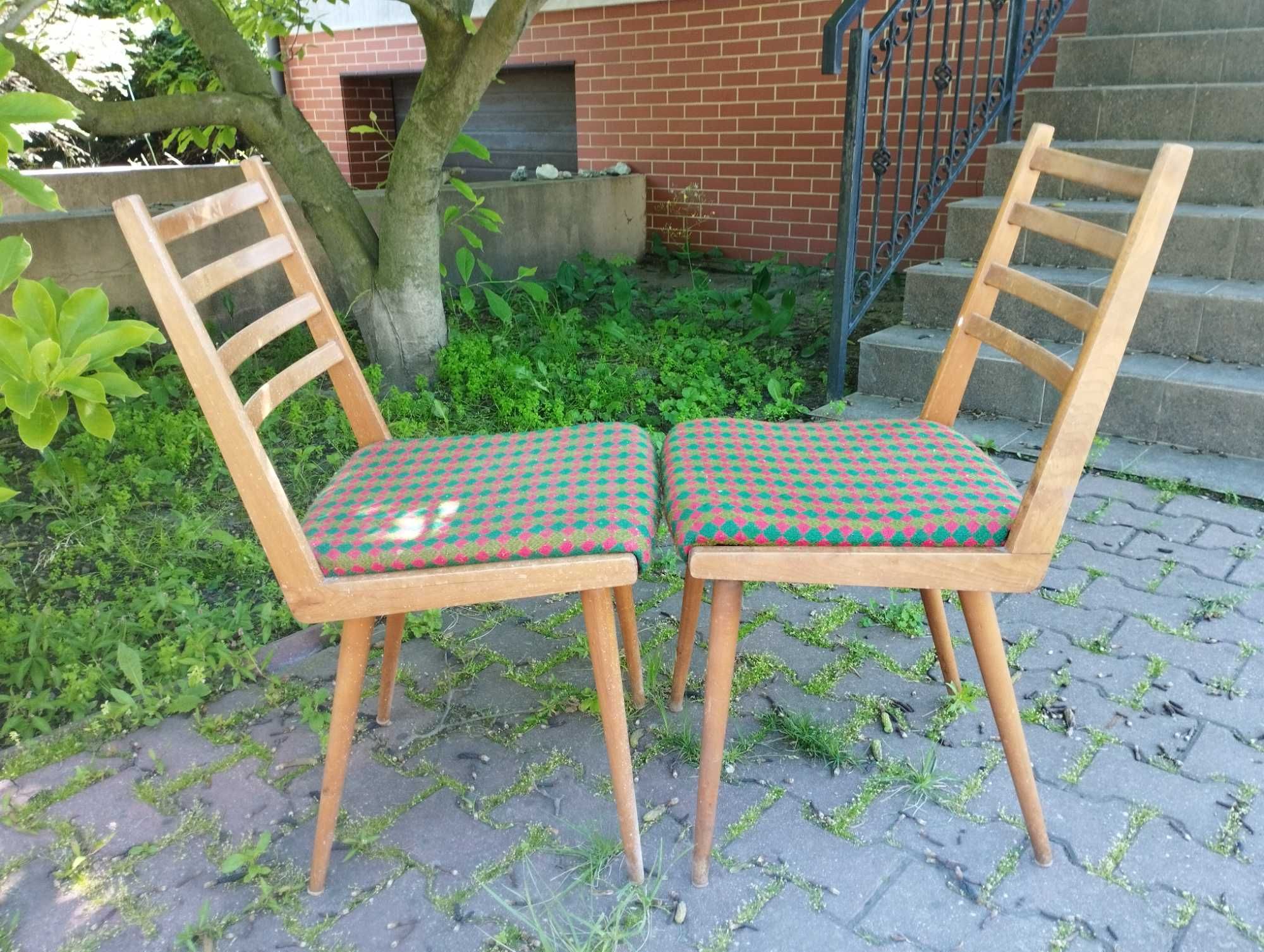 Stare krzesła tapicerowane Czechosłowacja Zygzak