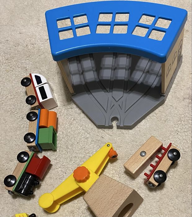 Ангар деревʼяна залізна дорога IKEA LILLABO