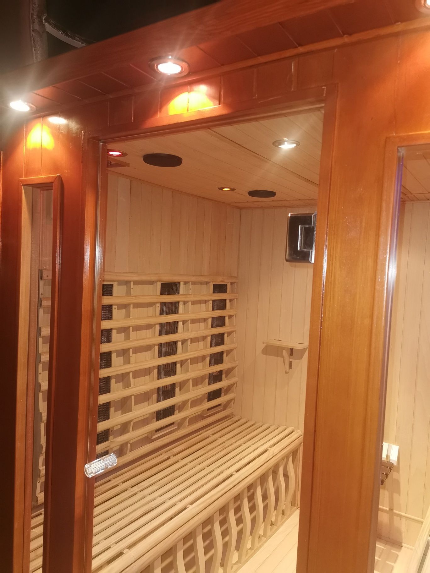 Okazja luksusowa  panoramiczna sauna sucha infrared XXL rodzinna