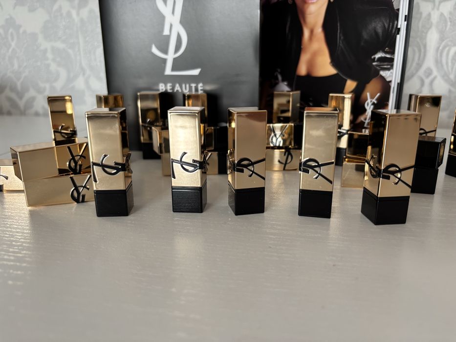 Yves Saint Laurent - pomadka mini 1.3g NM