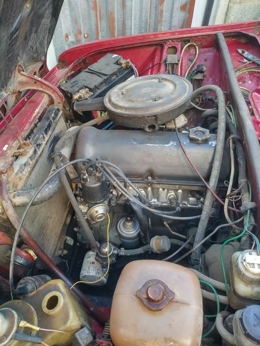 Продам срочно машину