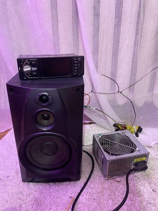 Музыкальный комплект: Pioneer + Sony, работает от телефона