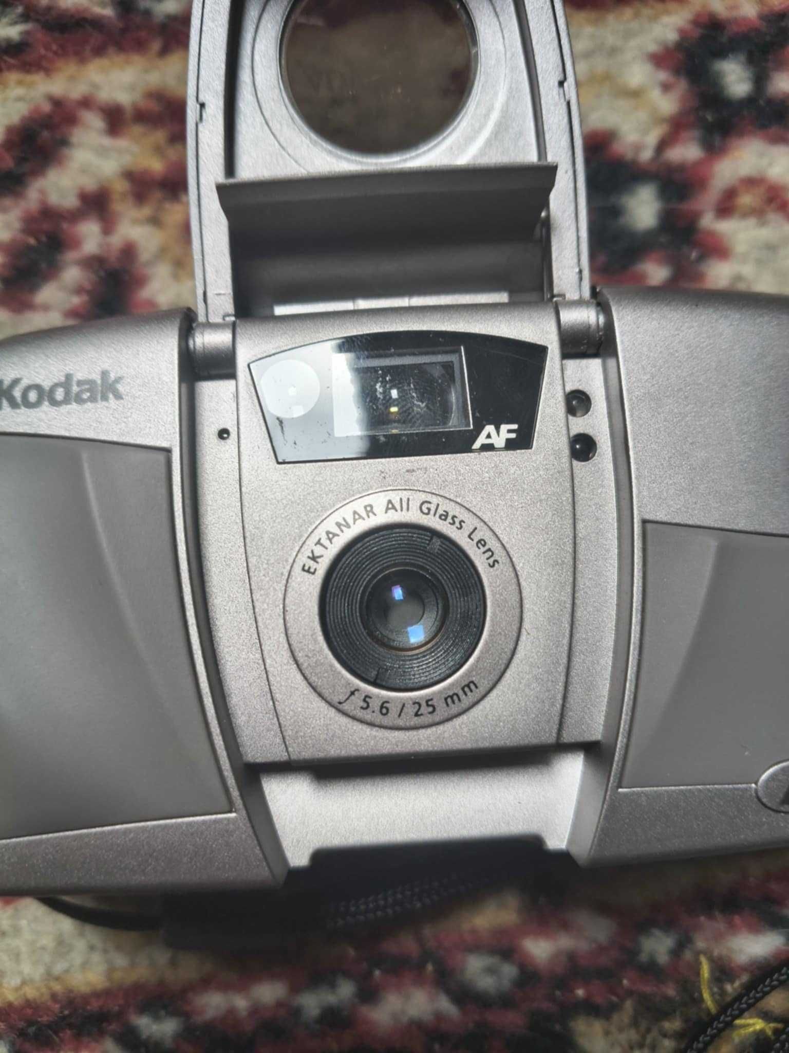 4 stare aparaty Nikon TW ZOOM Minolta 5xi Konica 45 1.7 Hexanon Kodak