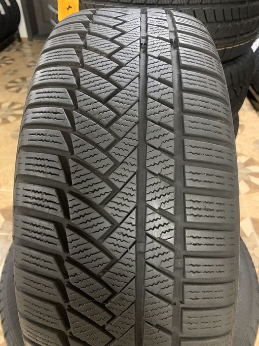 Комплект зимніх шин 225/50/17 94Н Continental Winter Contact TS850P