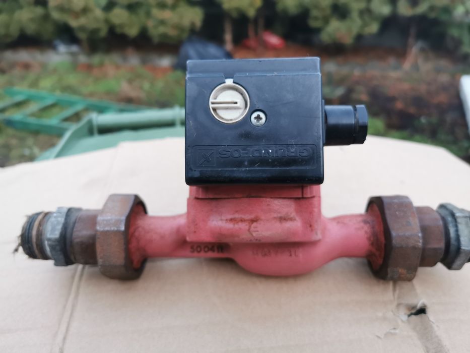 Pompa GRUNDFOS UPS 25-40 do ogrzewania.