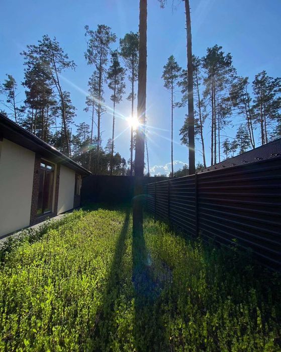 Одноповерховий цегляний, утеплений будинок в Лісовій Бучі.