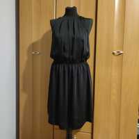 Czarna krótka sukienka, look rozmiar 44