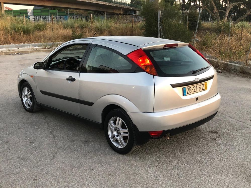 Ford focus 1.8td Comercial 2001