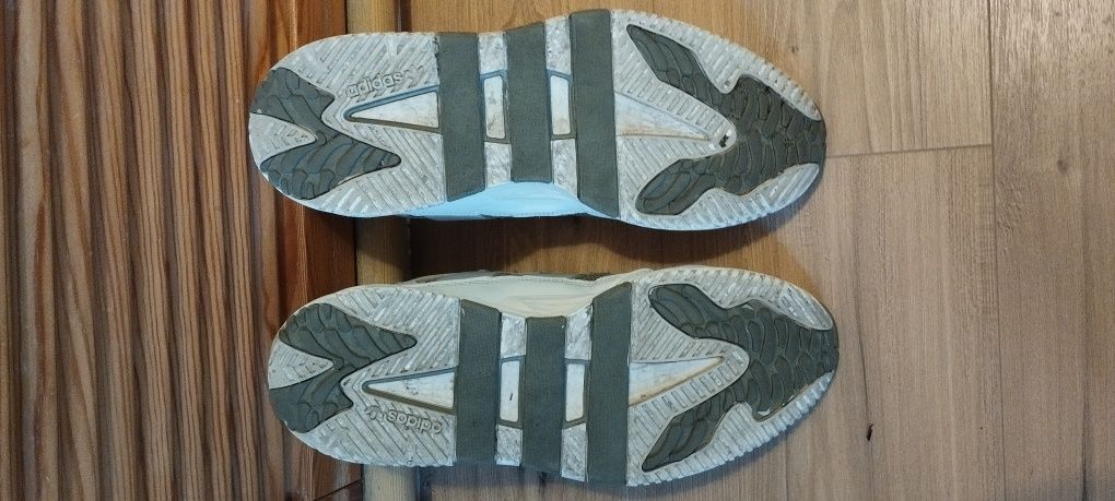Adidas NITEBALL haki