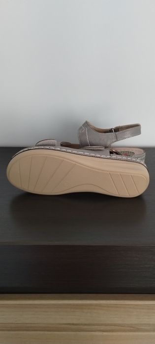 Sandały Skotnicki comfort 39