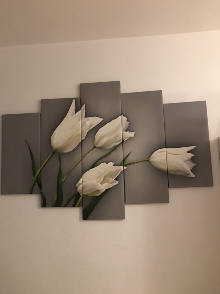 Biale tulipany piękne
