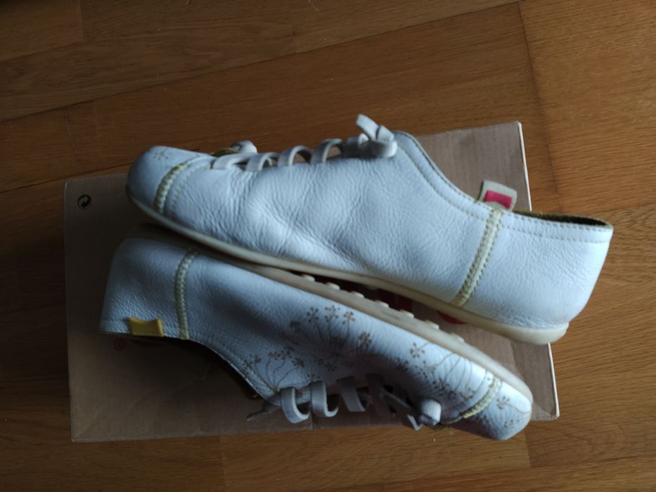Sapatos camper, n 35, mulher ou menina, fabricados em Marrocos