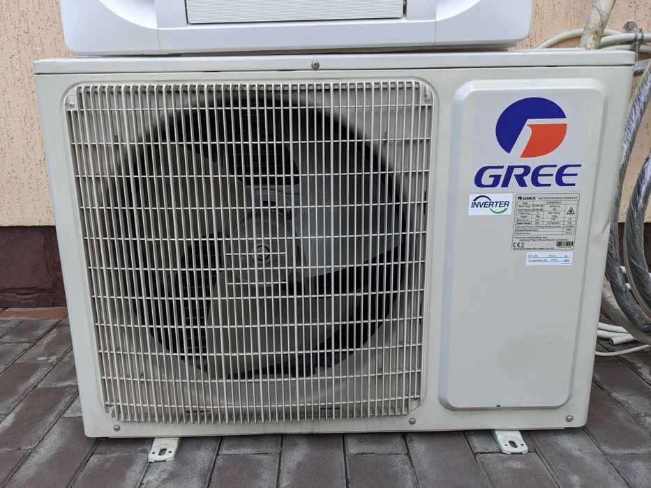 Инверторная сплит-система кассетный кондиционер GREE GUD50W/NhA-T